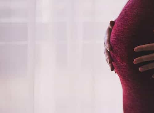 Pregnant woman should know cervical position during pregnancy