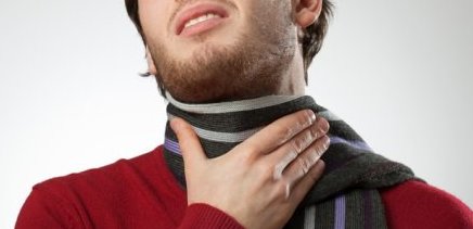 symptoms of allergies itchy throat
