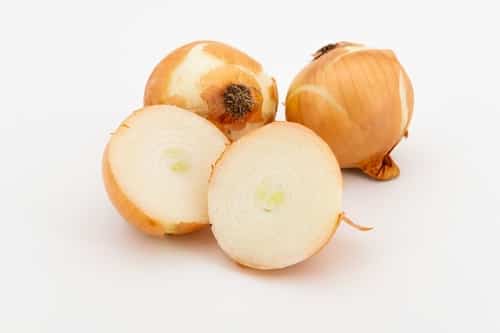Onion causes gases in stomach and bowel